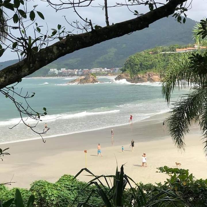 Mansao Tenorio - Suites, Estudio Ou Cobertura Pe Na Areia Casa de hóspedes Ubatuba